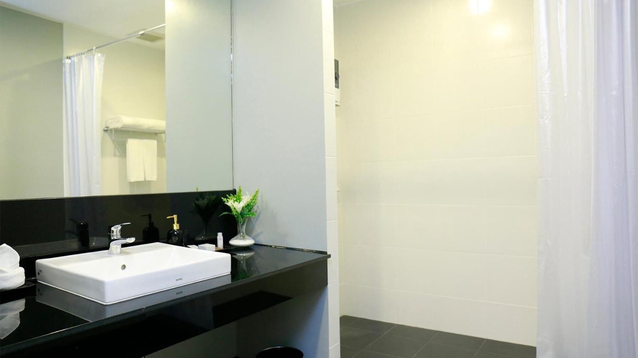 Photo of Bathroom in Don Muang