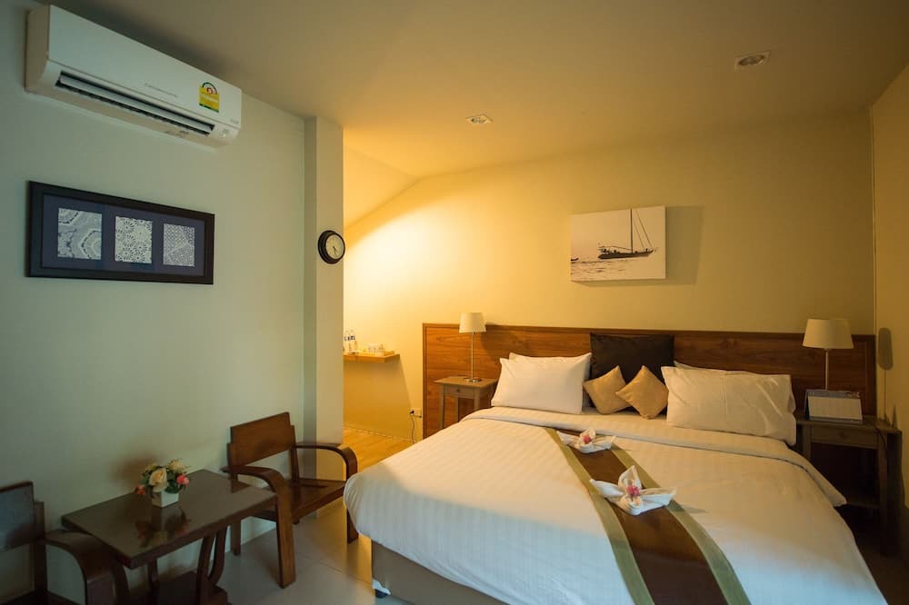 Photo of Bedroom in Amphawa