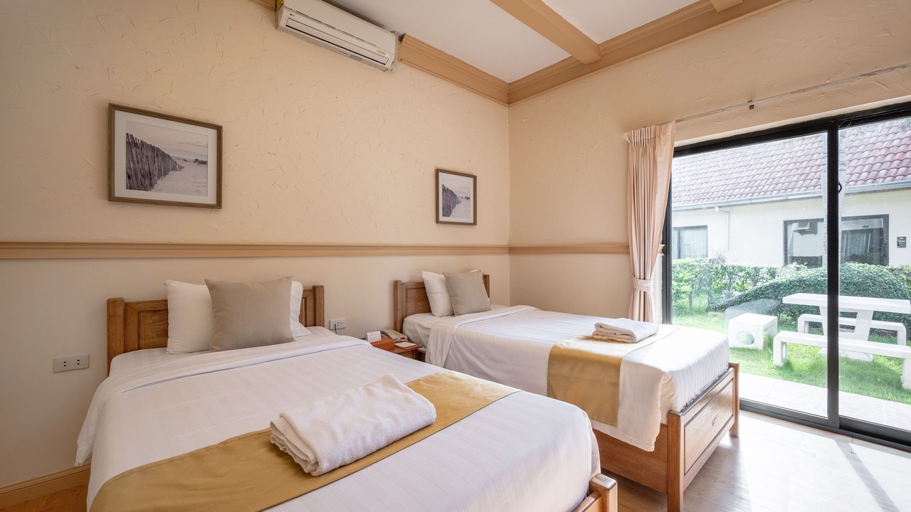 Photo of Bedroom in Pong