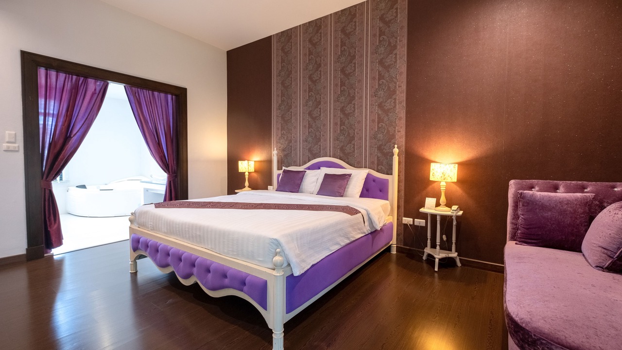 Photo of Bedroom in Tha Tum