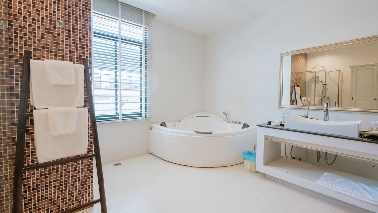 Photo of Bathroom in Tha Tum