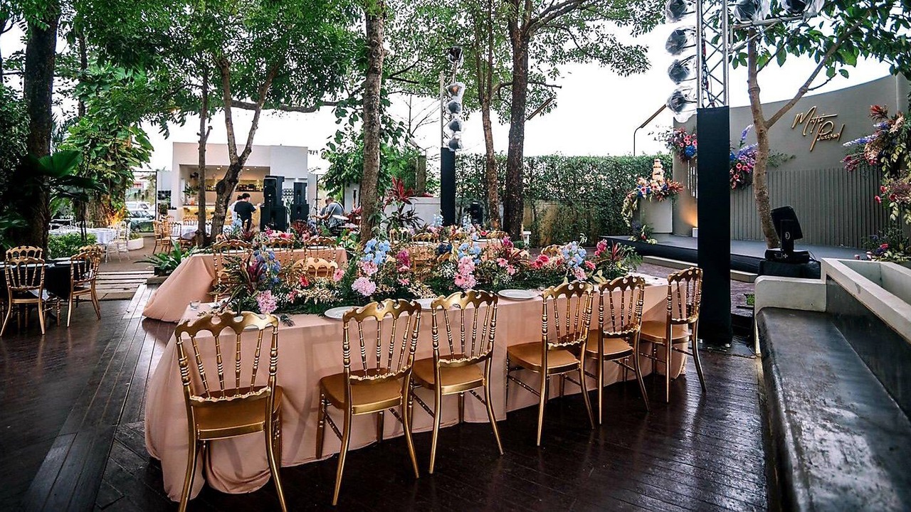 Photo of Outdoor in Tha Tum