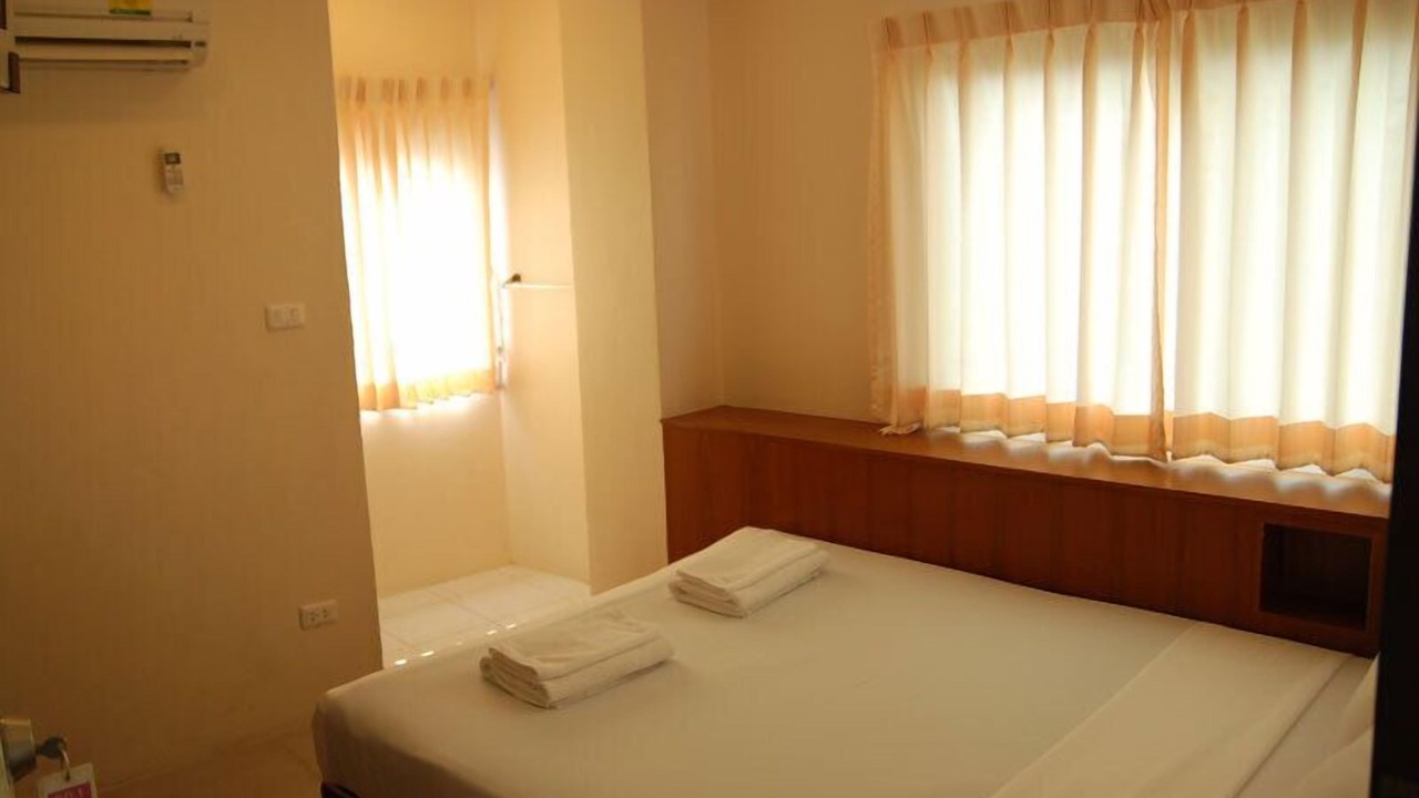 Photo of Bedroom in Talat Yot