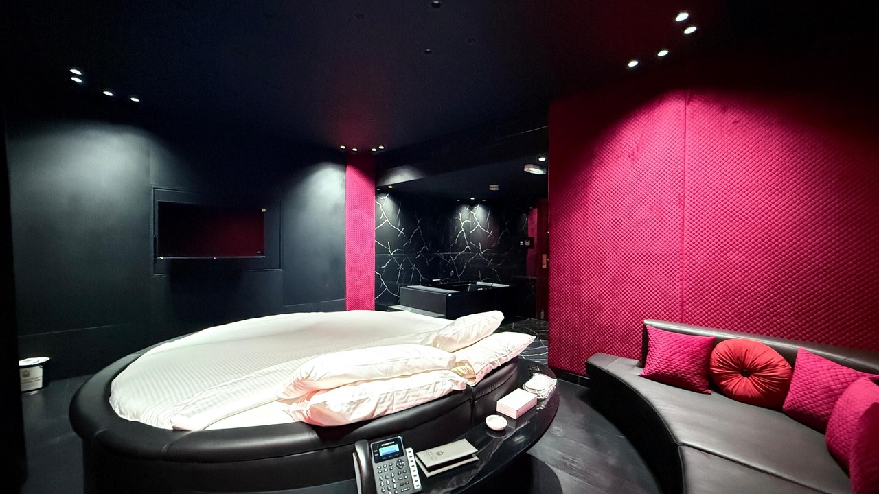 Photo of Bedroom in Al Qasimia
