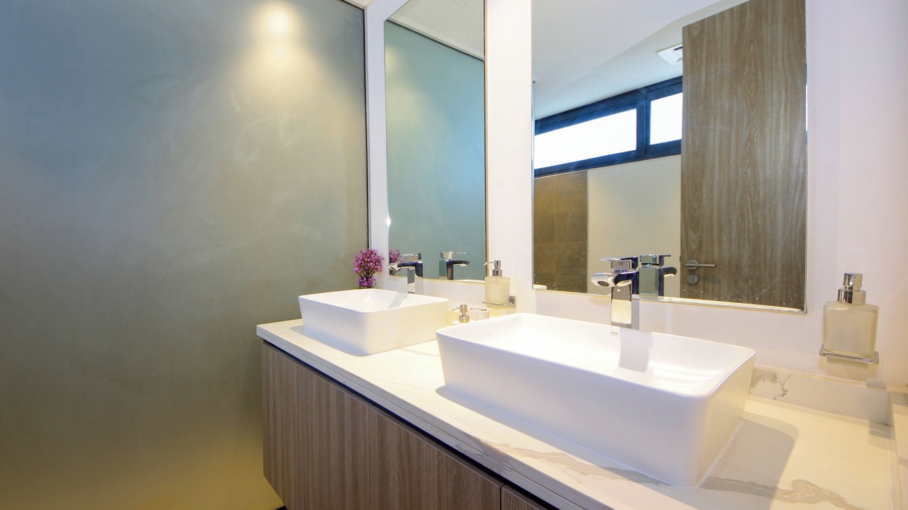 Photo of Bathroom in Dubai