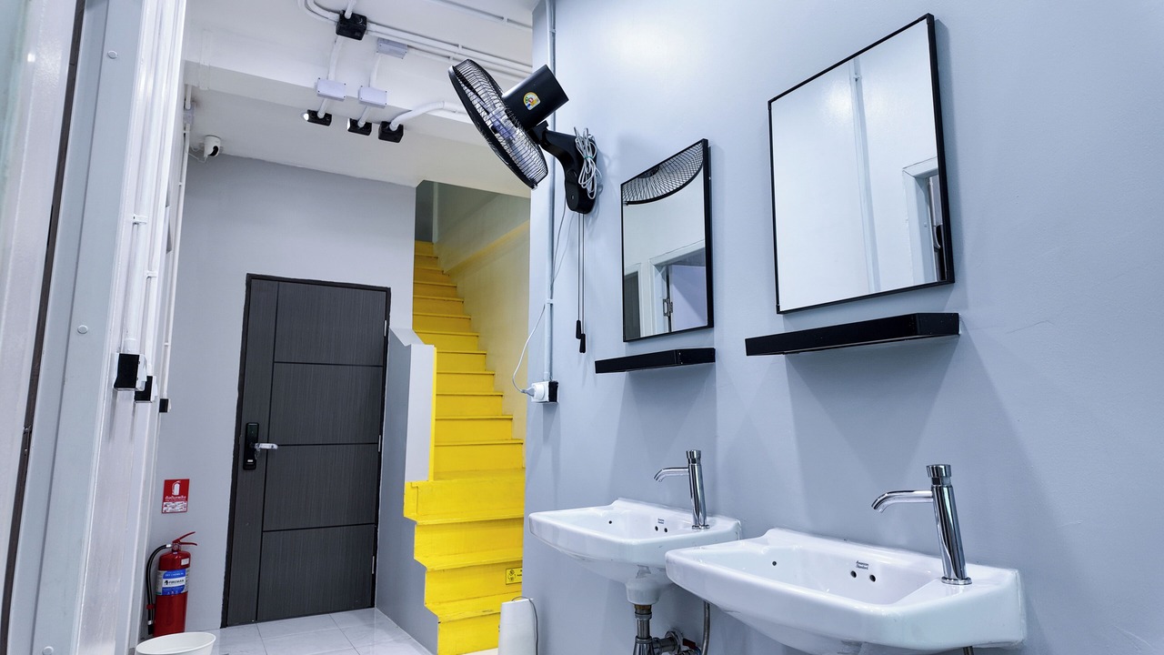 Photo of Bathroom in Bang Kapi