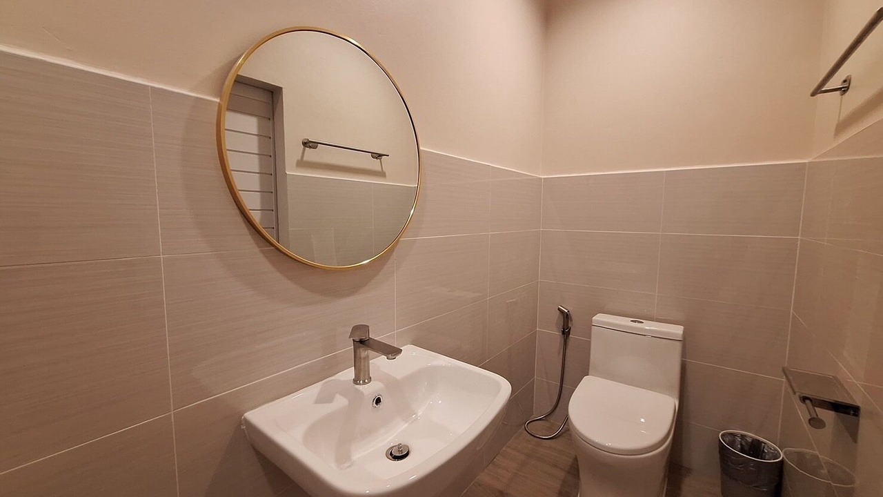 Photo of Bathroom in Bang Phra