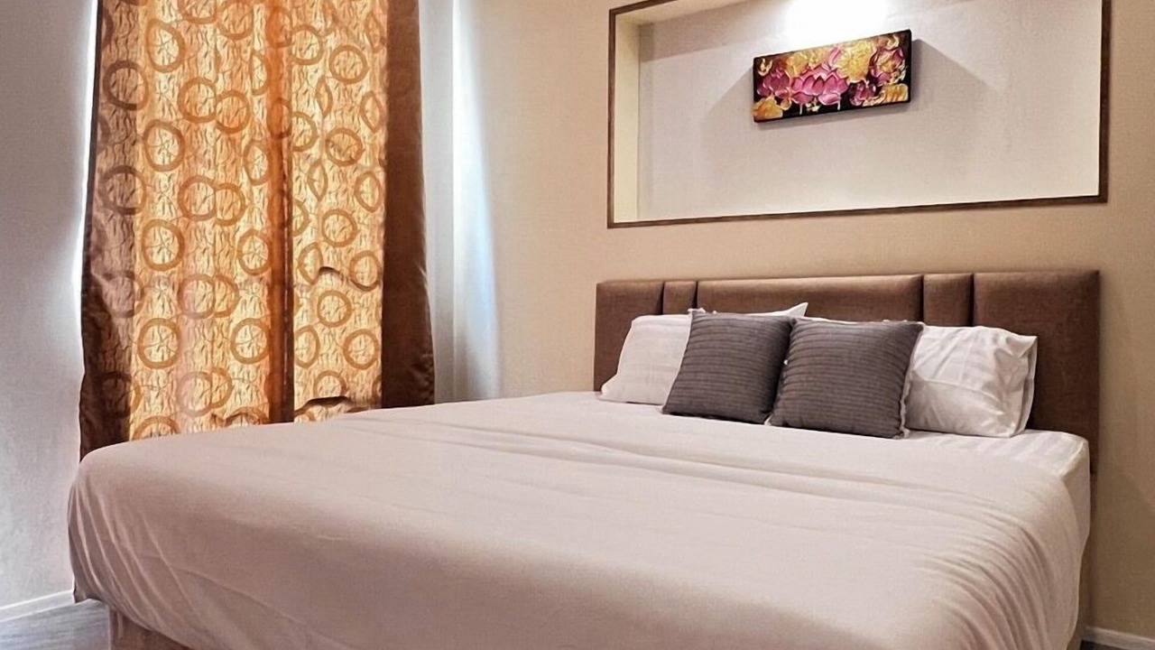 Photo of Bedroom in Racha Thewa