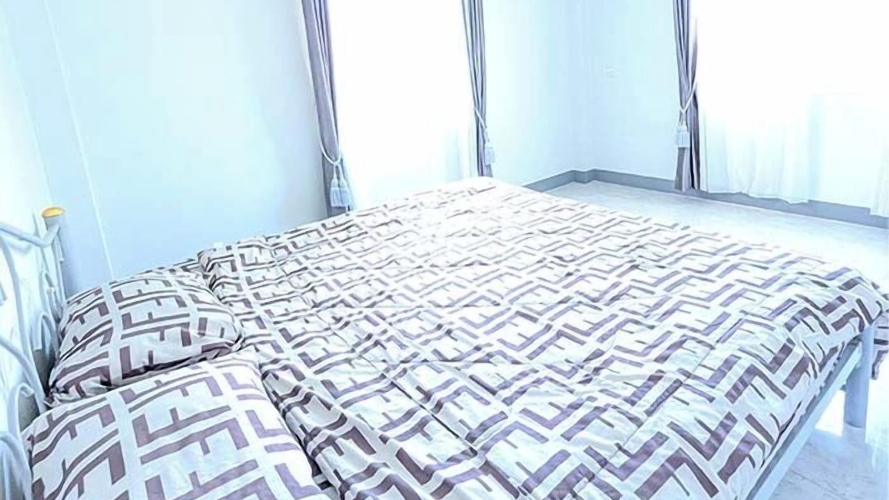 Photo of Bedroom in Mae Jo