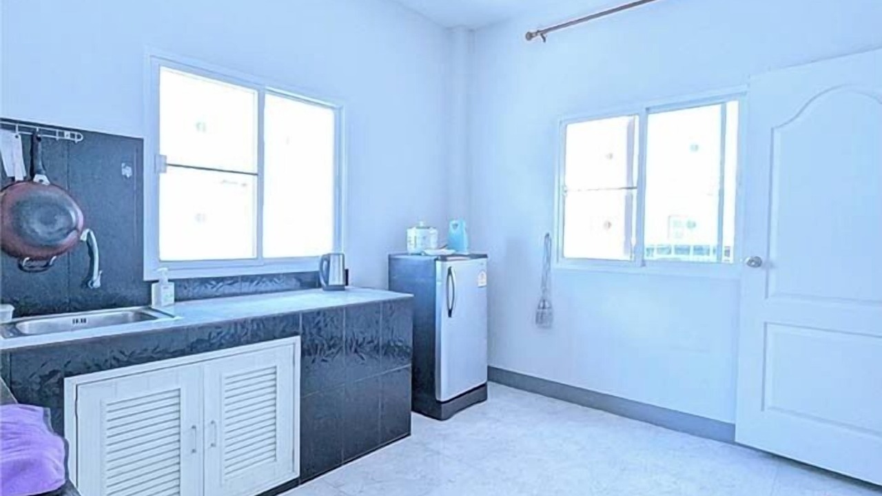 Photo of Kitchen in Mae Jo