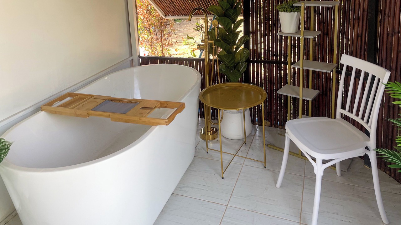 Photo of Bathroom in Si Maha Phot
