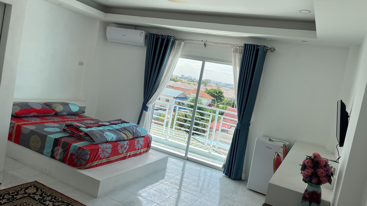 Photo of Patio Balcony in Don Muang