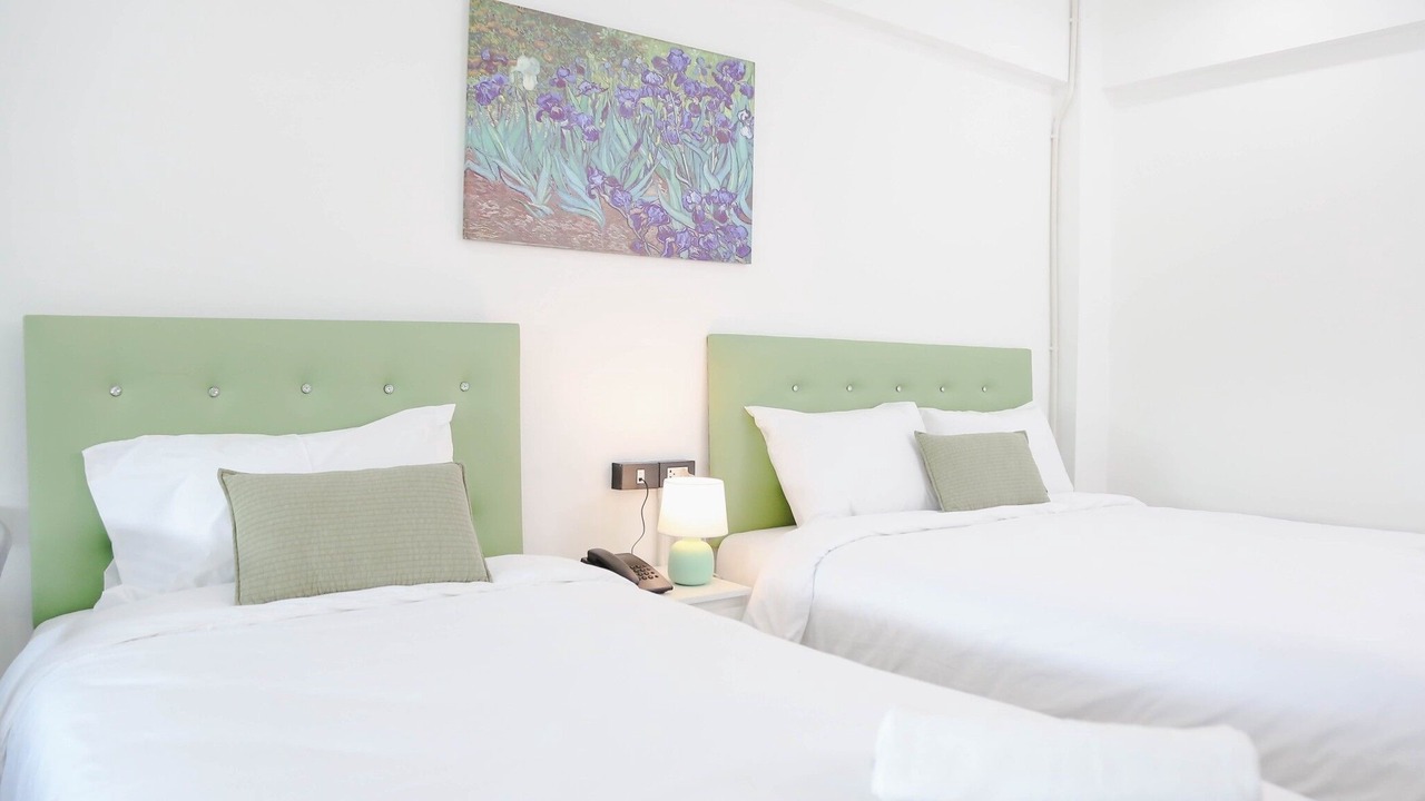 Photo of Bedroom in Khanna Yao
