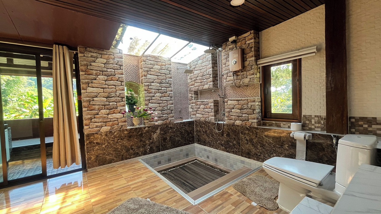 Photo of Bathroom in Mae Taeng