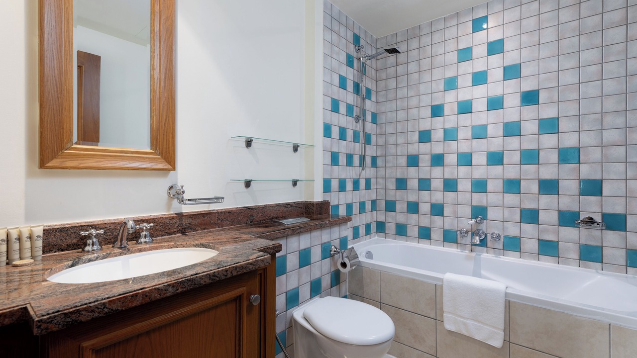 Photo of Bathroom in Discovery Gardens
