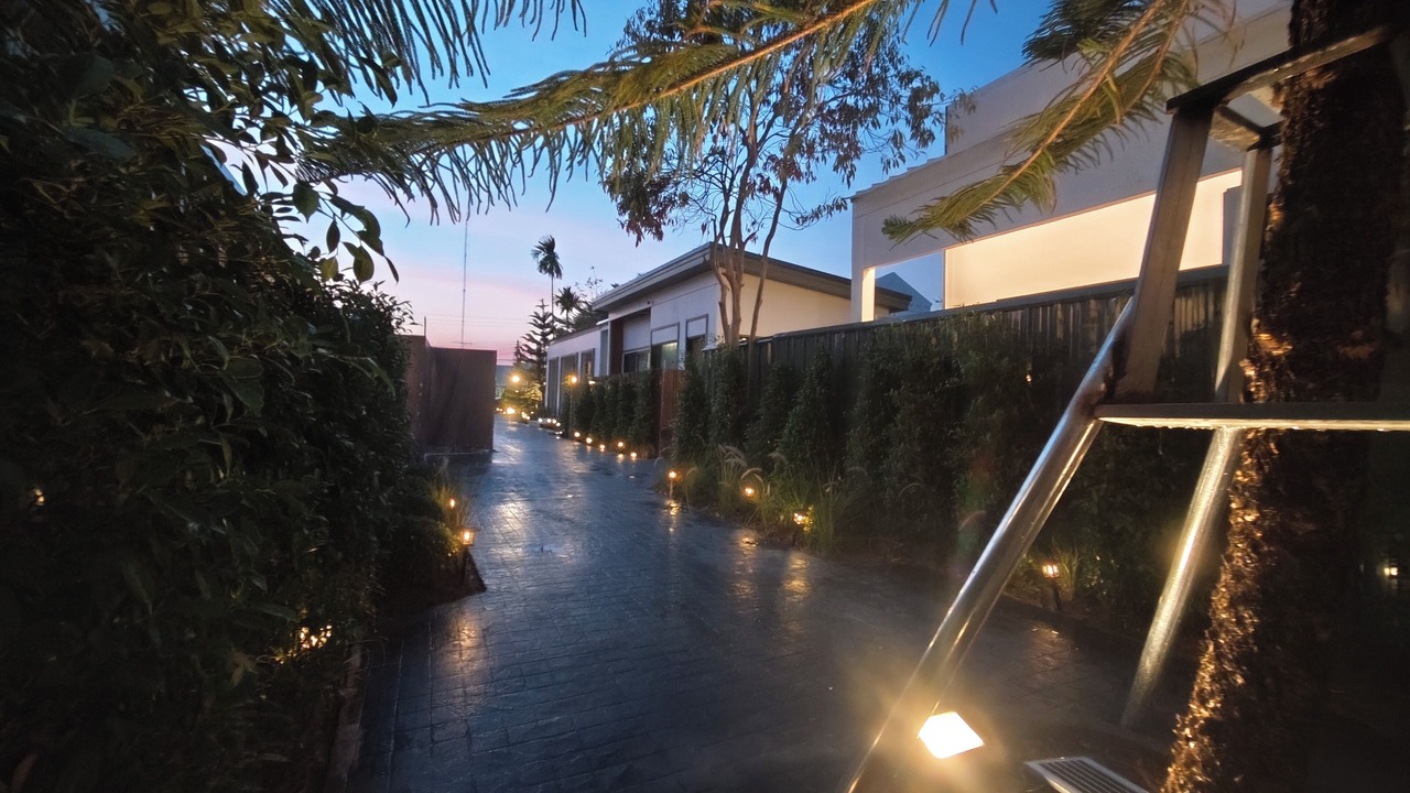 Photo of Outdoor in Warin Chamrap