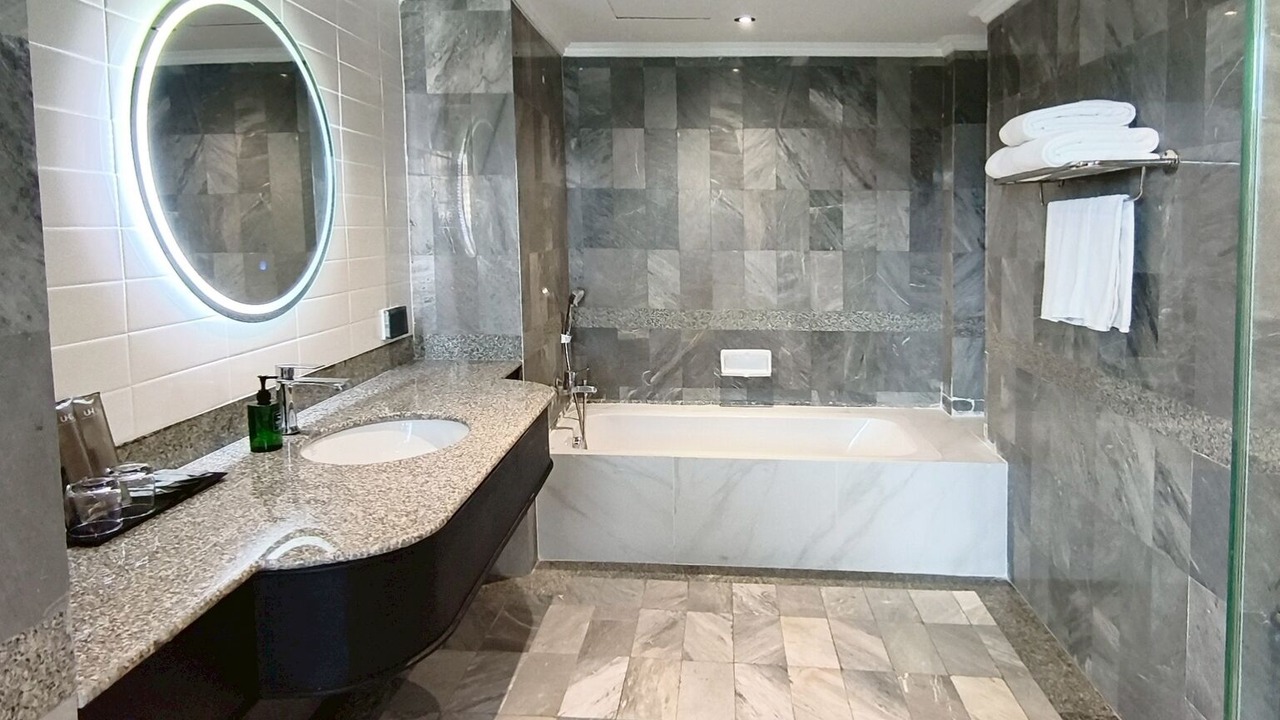 Photo of Bathroom in Phaya Thai
