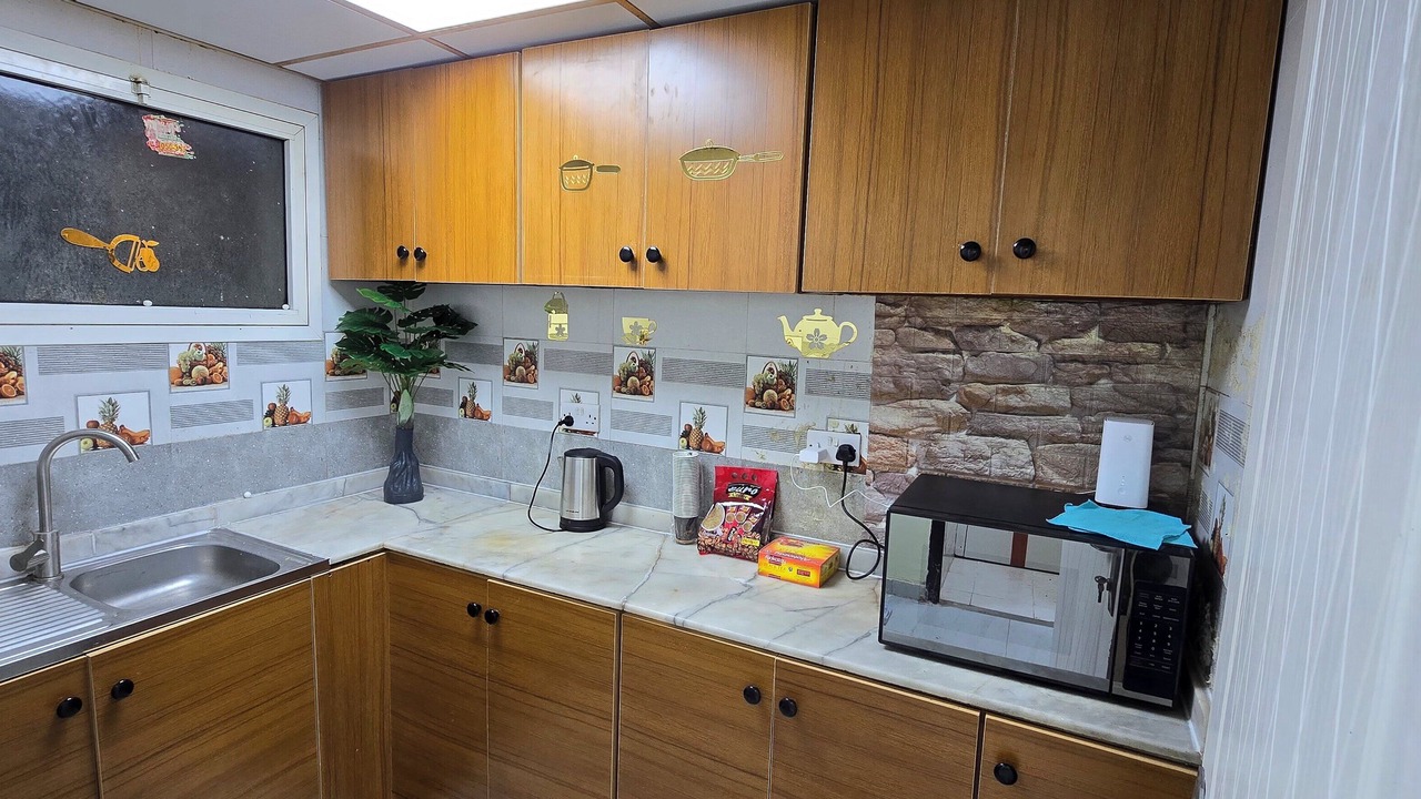 Photo of Kitchen in Al Muraqqabat