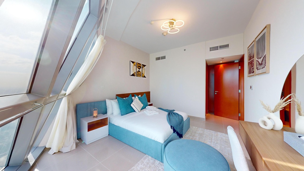 Photo of Livingroom in Trade Center