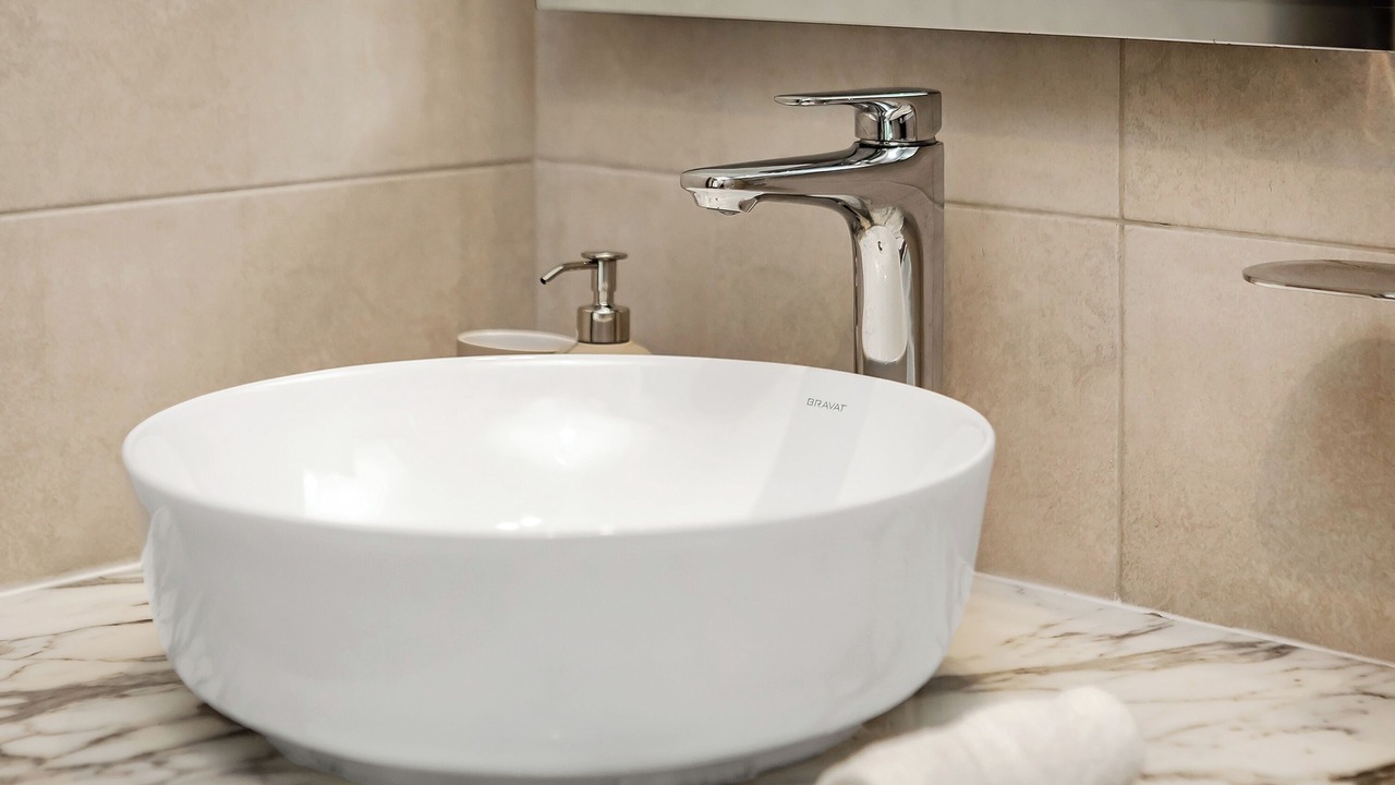 Photo of Bathroom in Sheikh Zayed Road