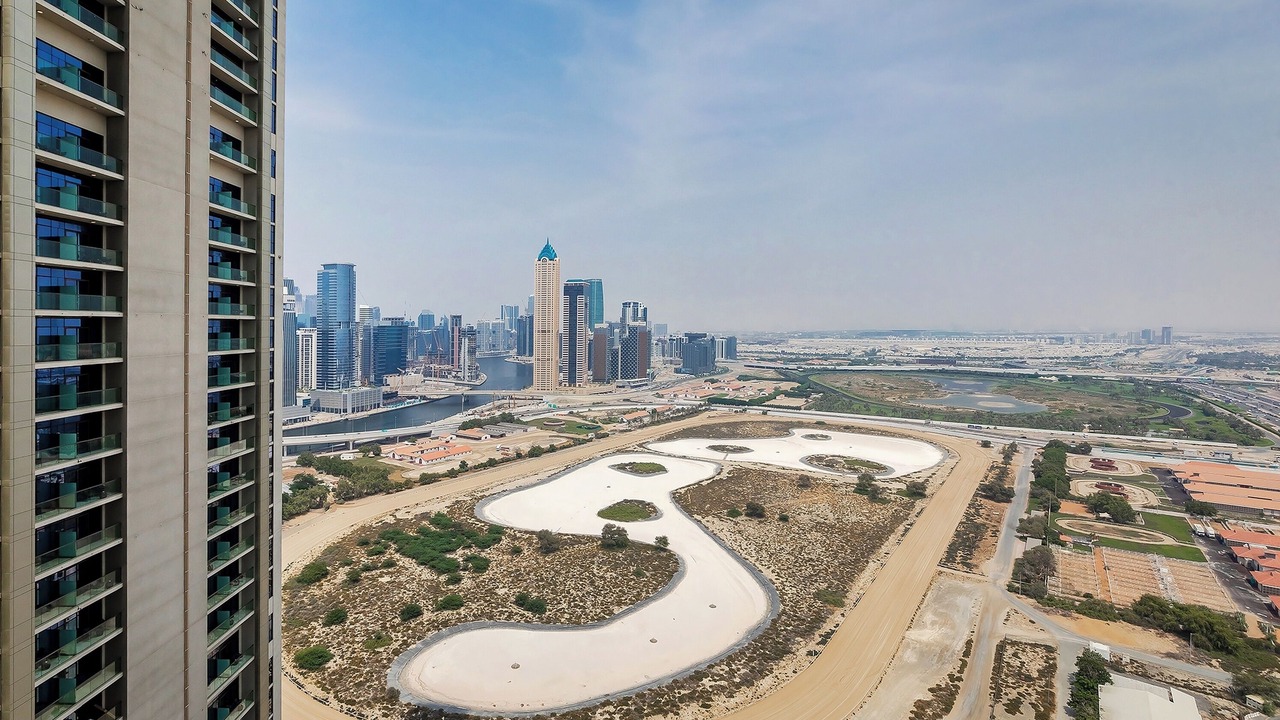 Photo of Bedroom in Sheikh Zayed Road