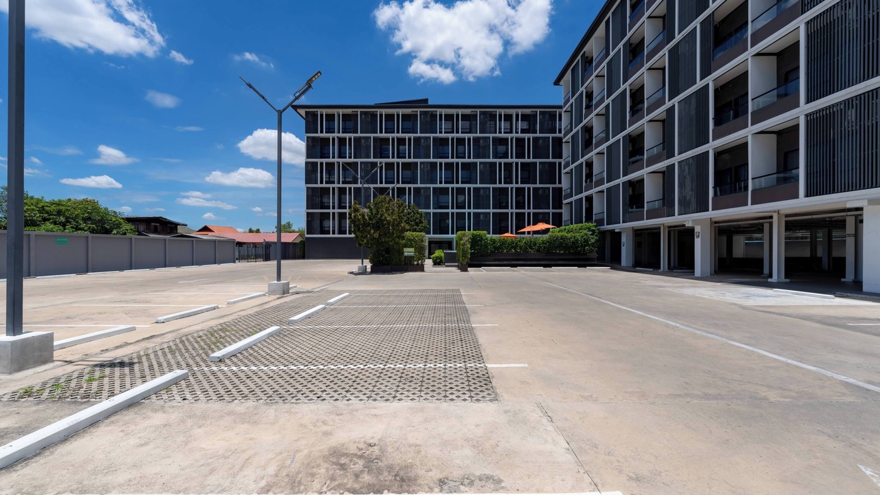 Photo of Outdoor in Don Muang