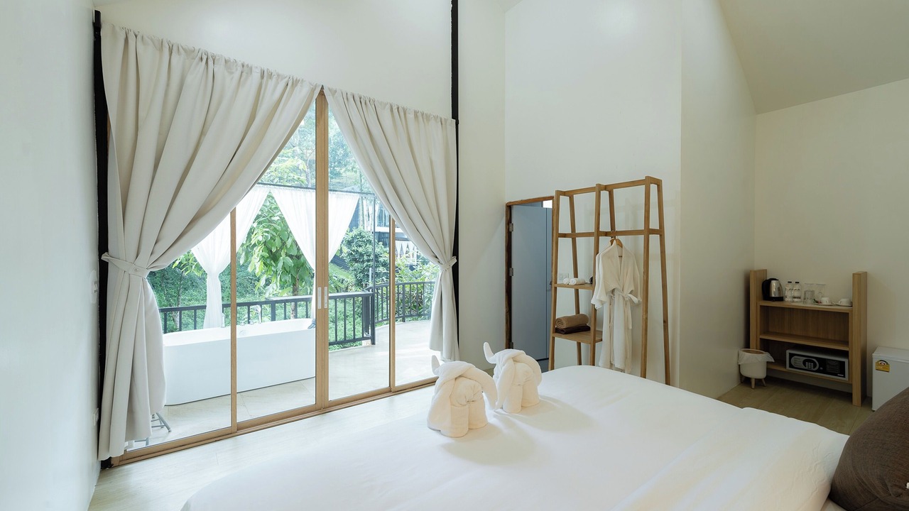 Photo of Bedroom in Mae On