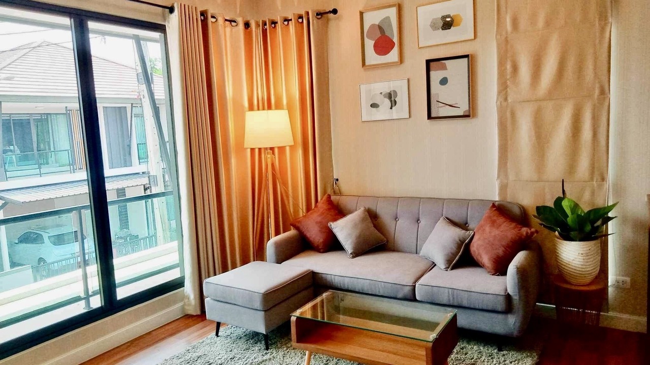 Photo of Livingroom in Nai Mueang