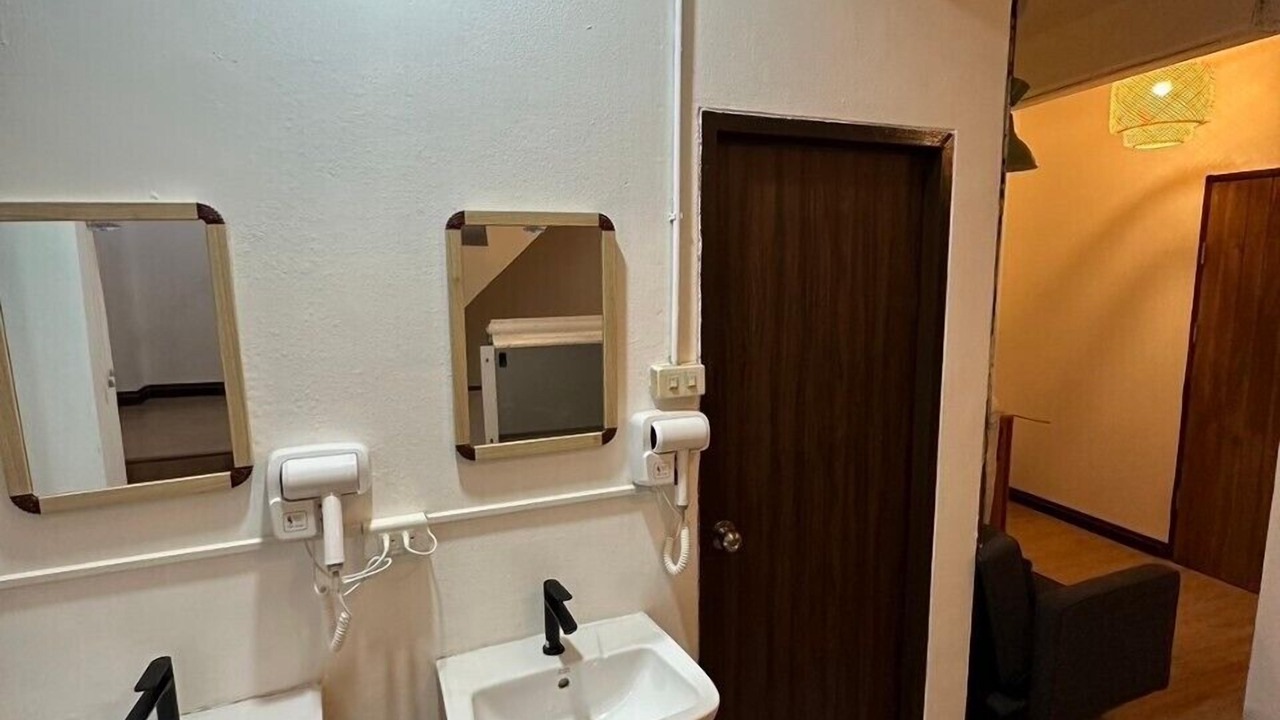 Photo of Bedroom in Talat Yot