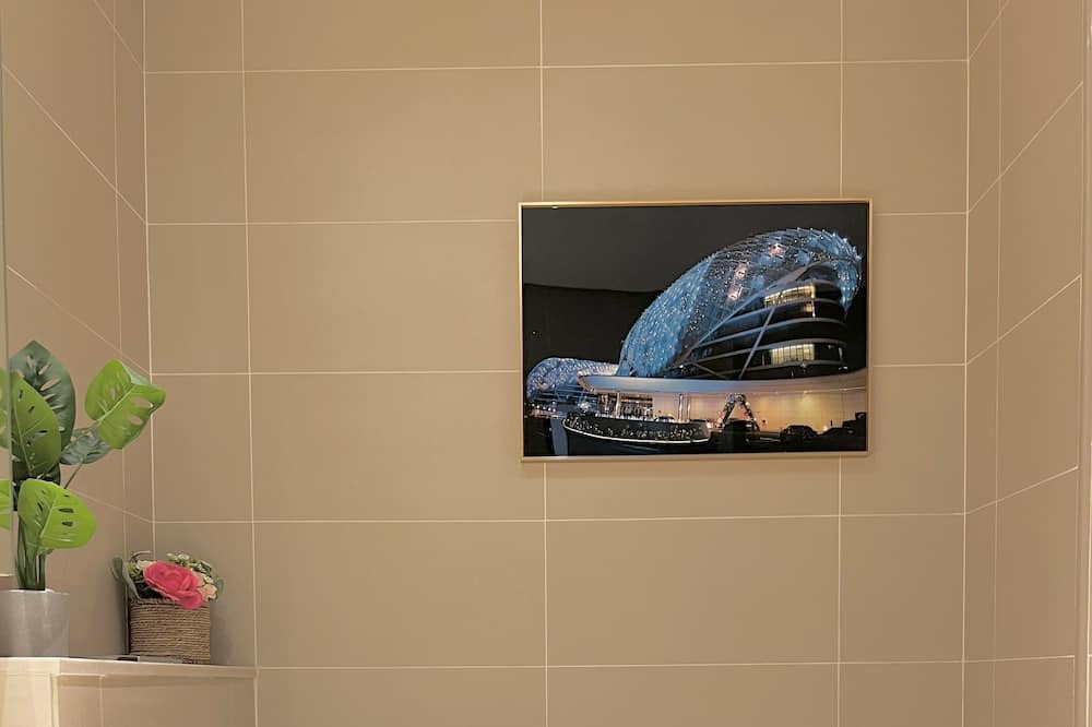 Photo of Bathroom in Jabal Ali 2