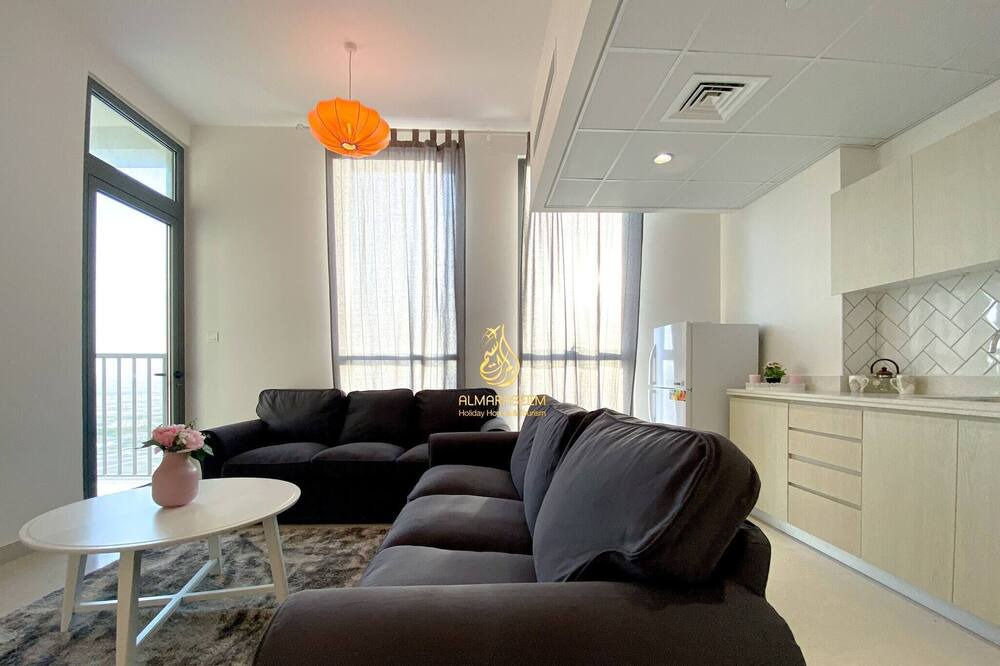 Photo of Livingroom in Jumeirah Village Triangle