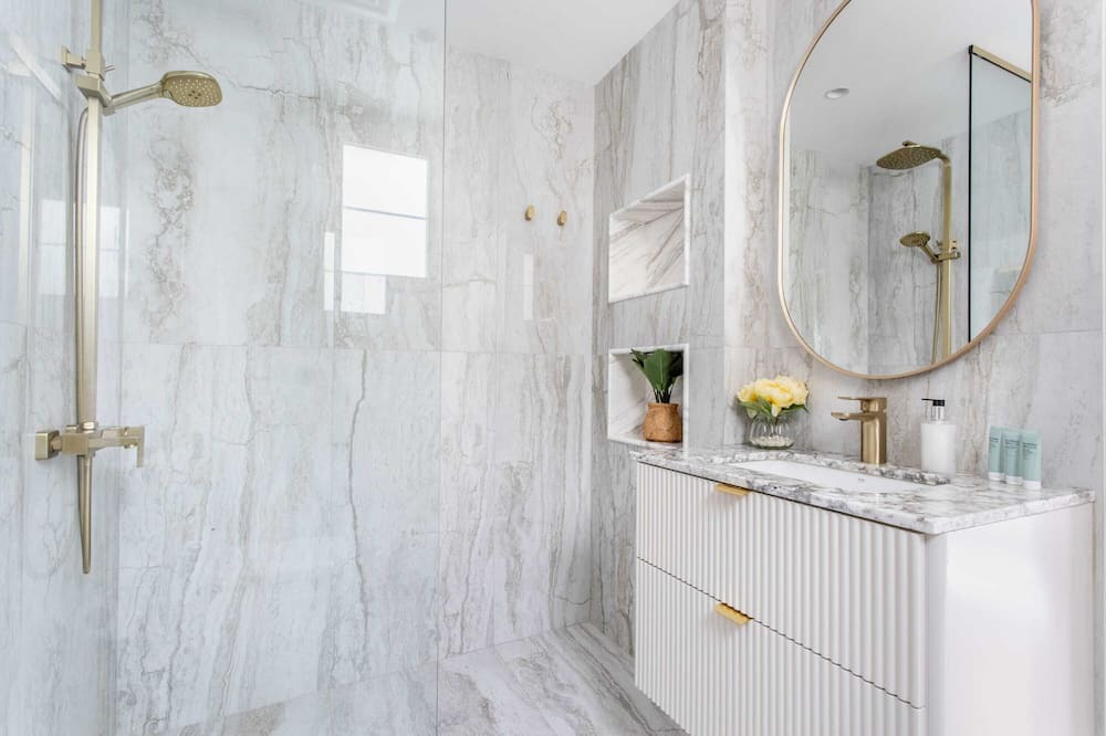 Photo of Bathroom in Al Barsha