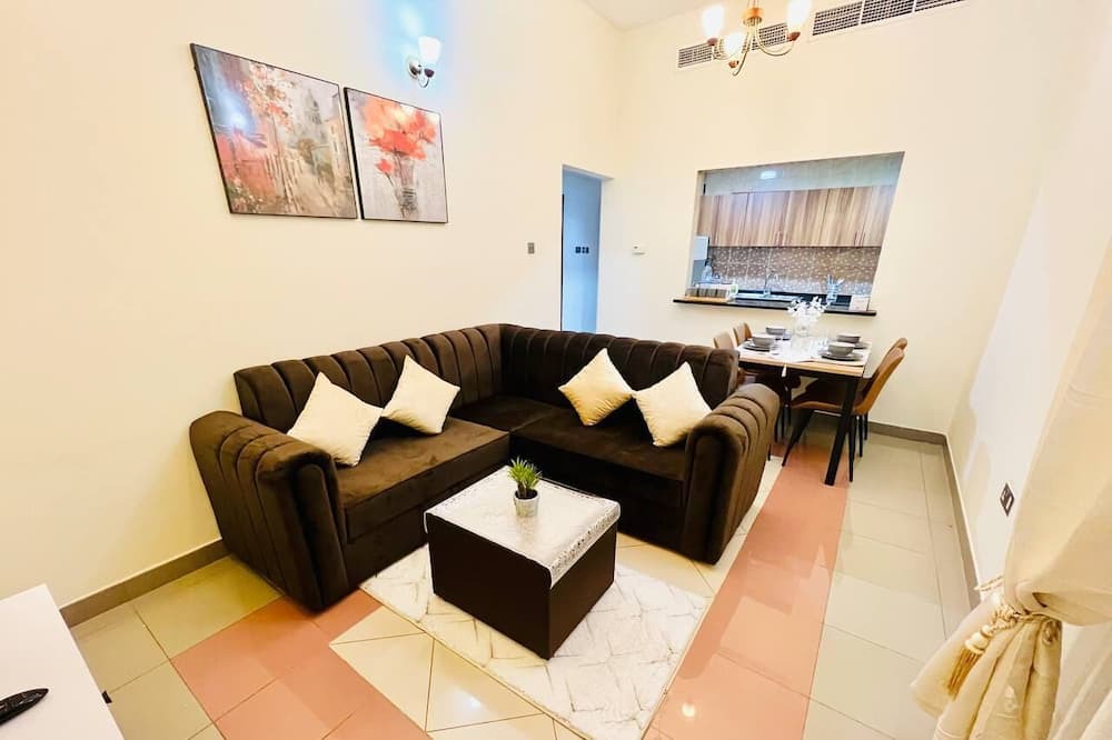 Photo of Livingroom in Al Qusais