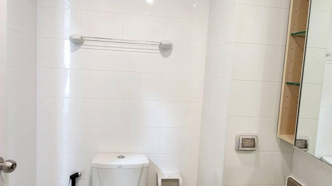 Photo of Bathroom in Thon Buri