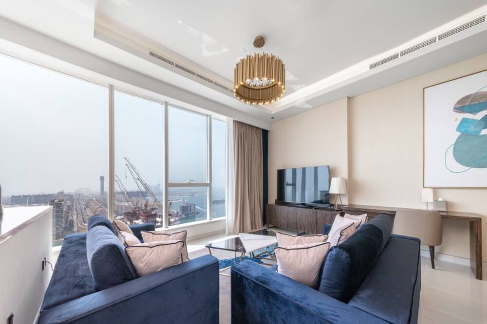 Photo of Livingroom in Al Sufouh 2