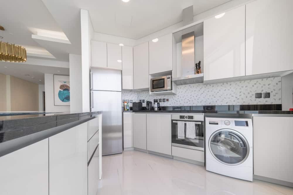 Photo of Kitchen in Al Sufouh 2