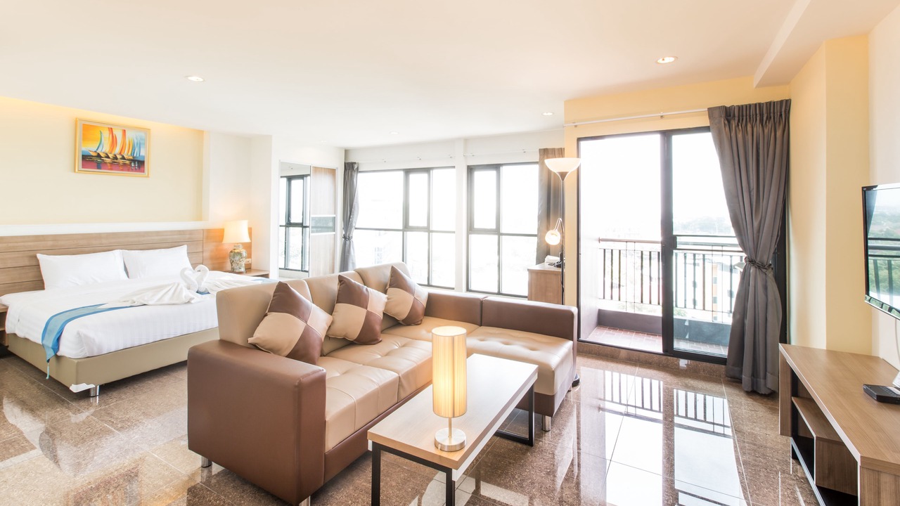 Photo of Livingroom in Khanna Yao