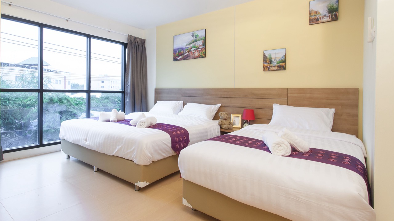Photo of Bedroom in Khanna Yao