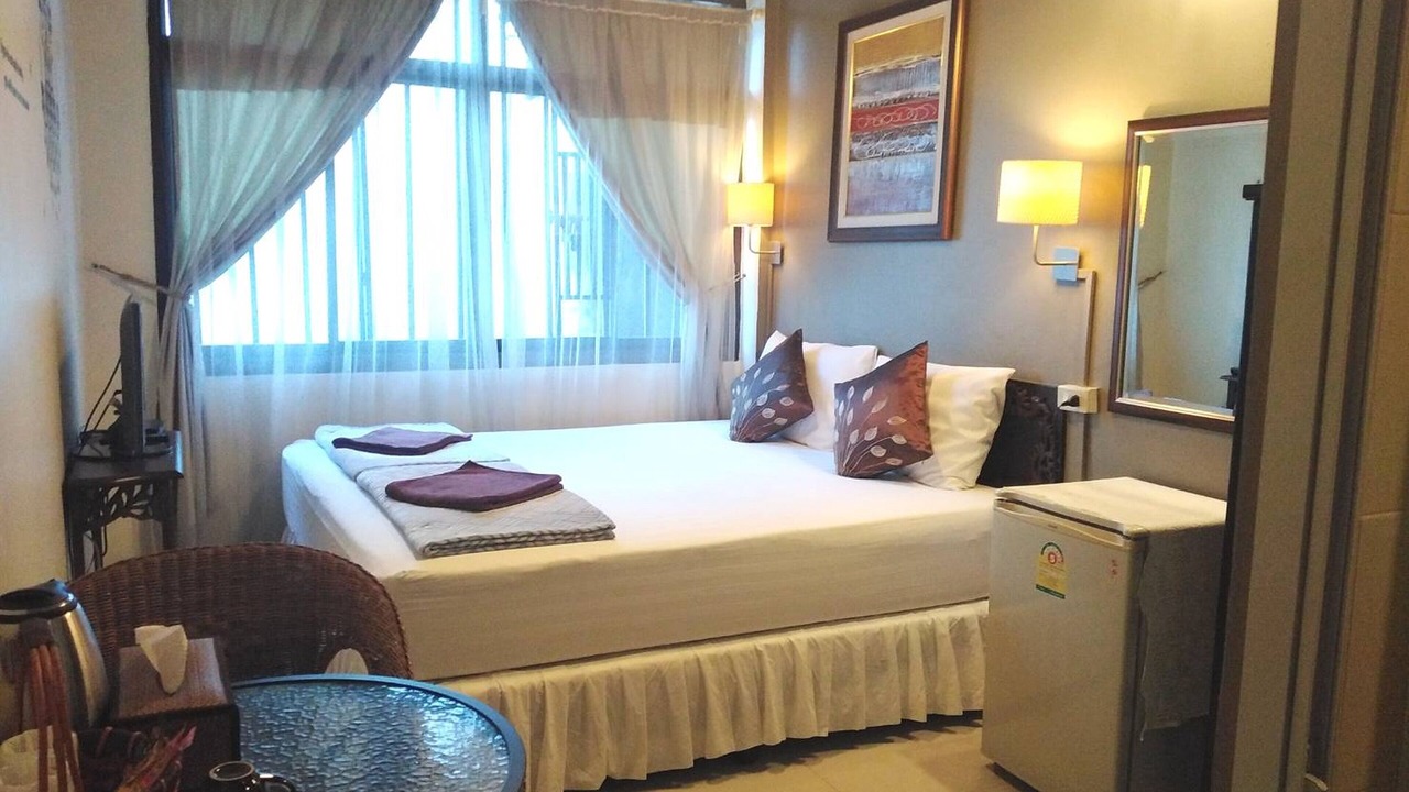 Photo of Bedroom in Khanna Yao