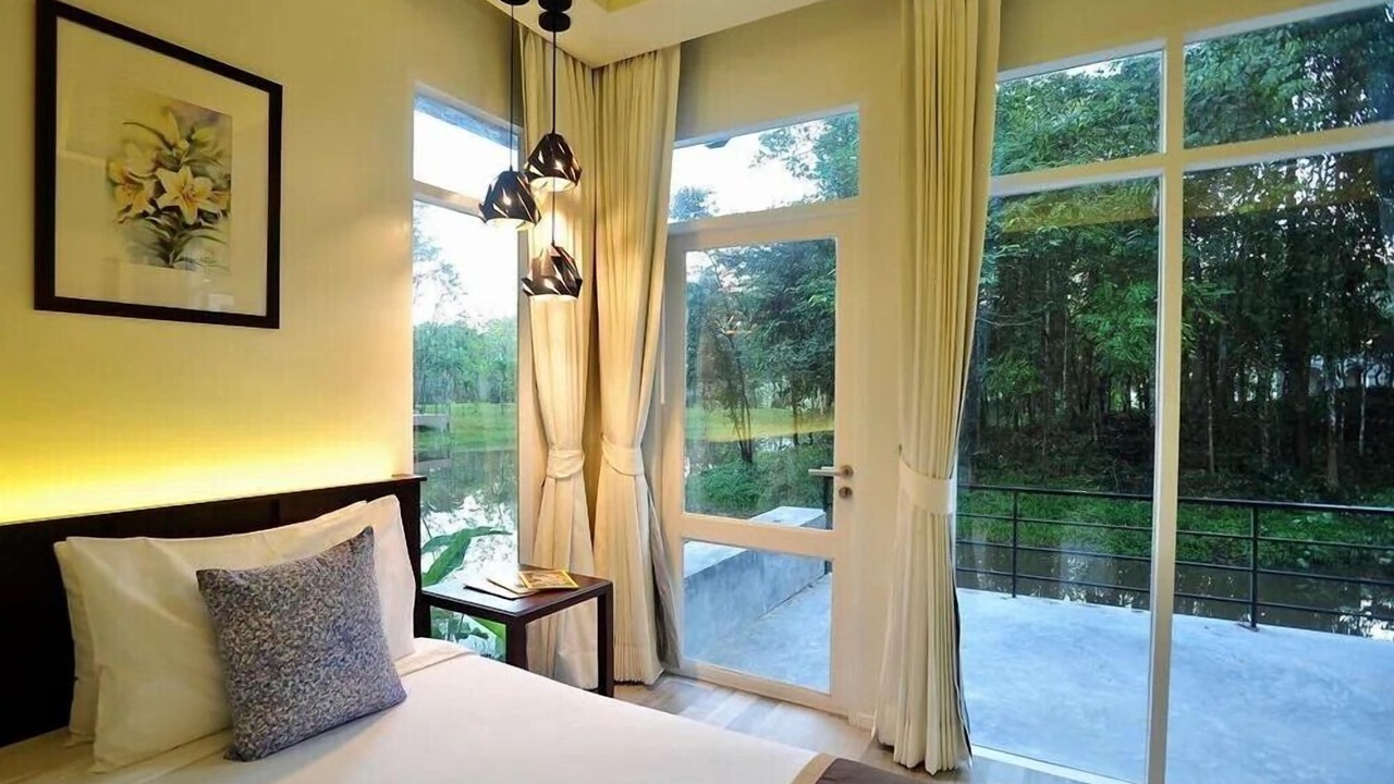 Photo of Outdoor in Noen Hom