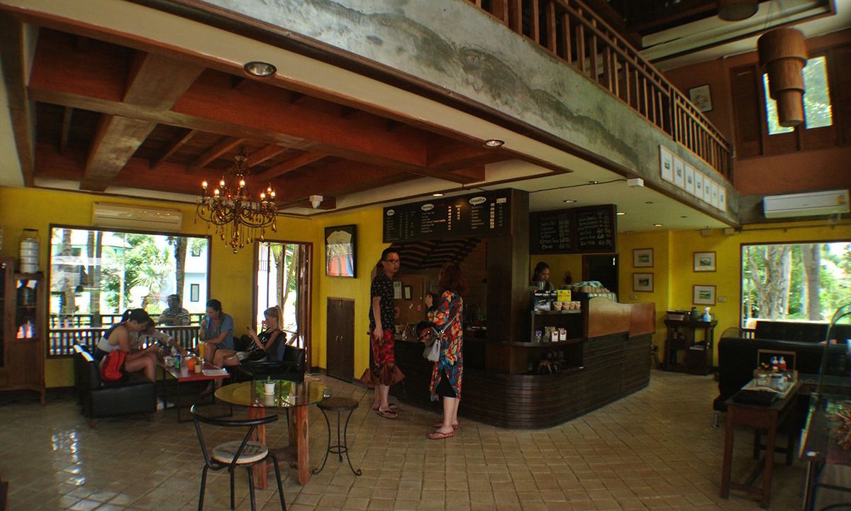 Photo of Others in Mae Hi