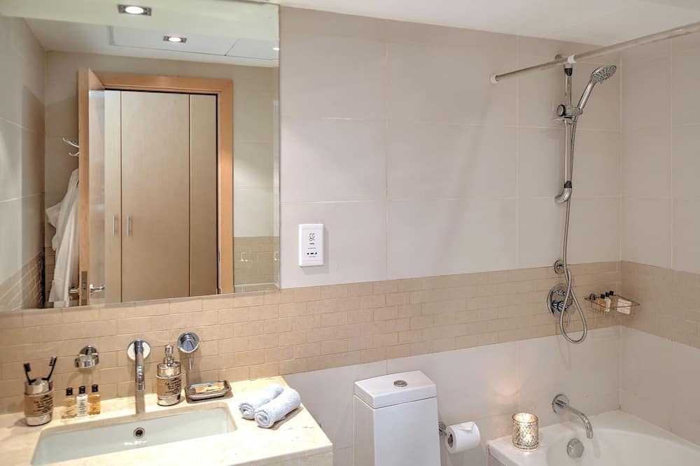 Photo of Bathroom in Al Sufouh 2