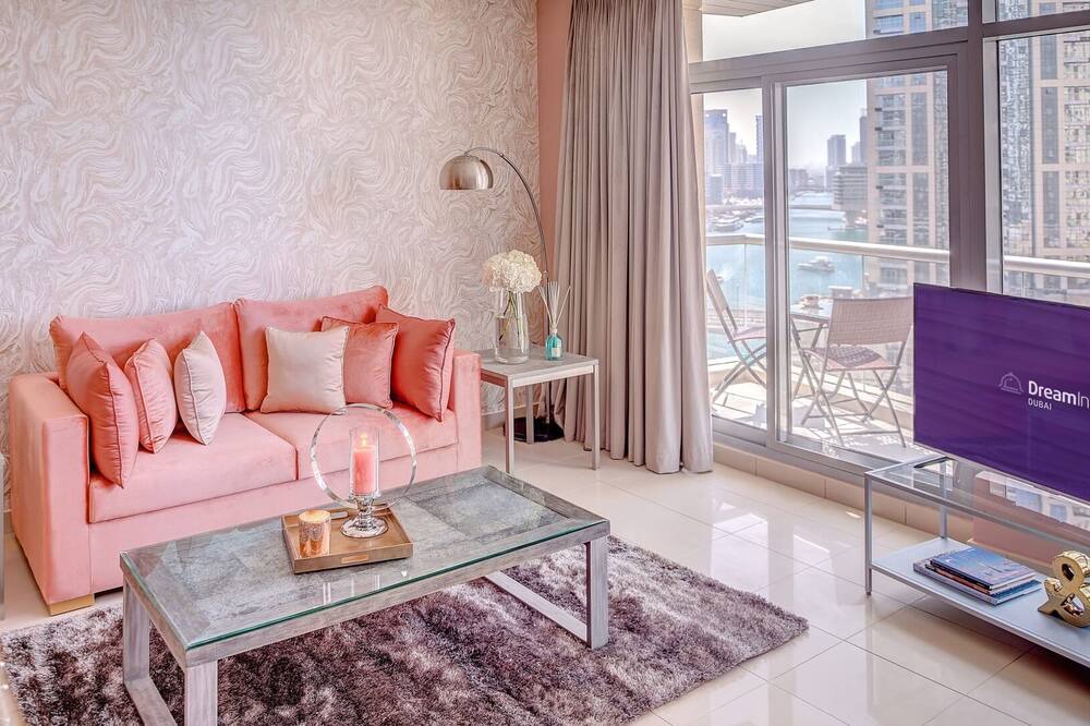 Photo of Livingroom in Al Sufouh 2