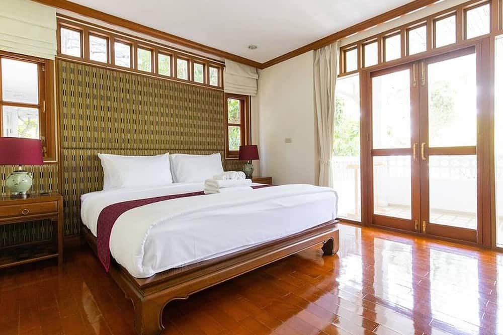 Photo of Bedroom in Dusit
