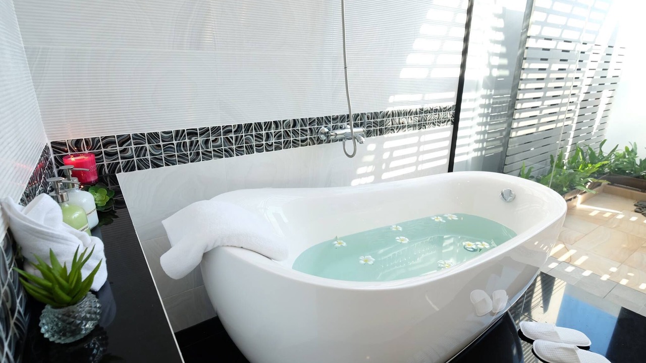 Photo of Bathroom in Saen Suk