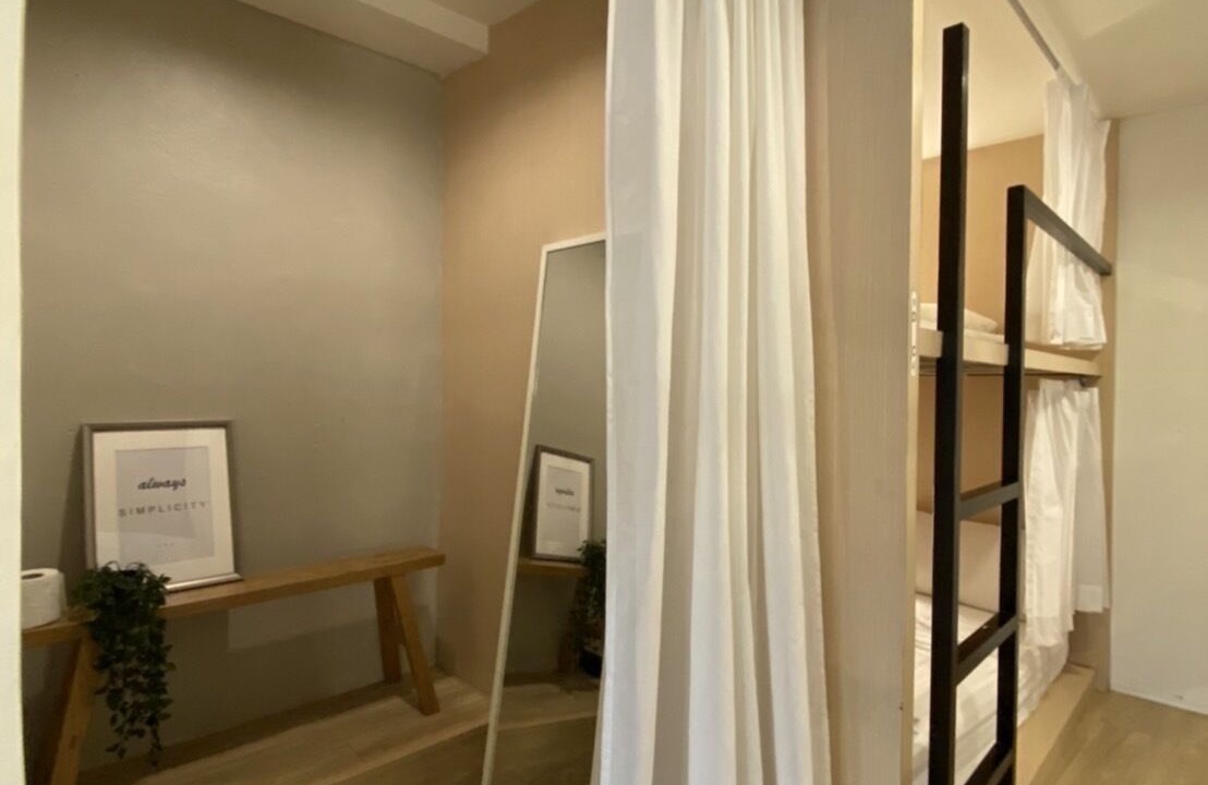 Photo of Bathroom in Thanon Phetchaburi