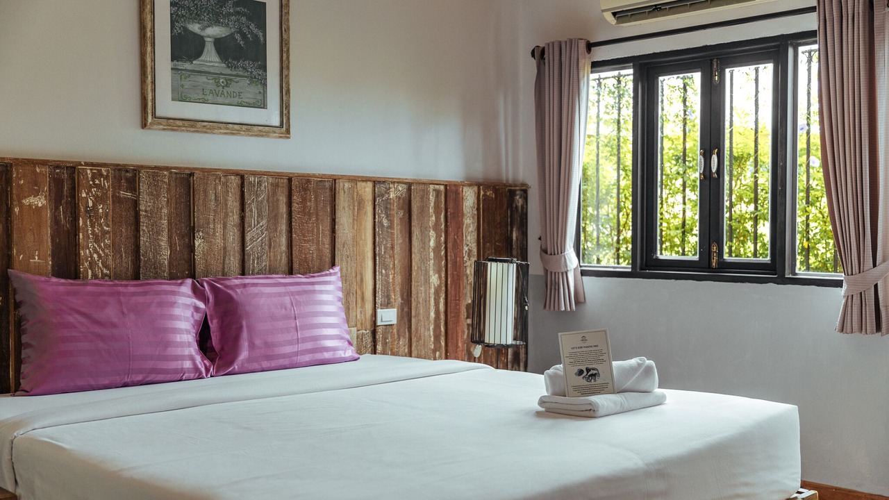 Photo of Bedroom in Bang Phra