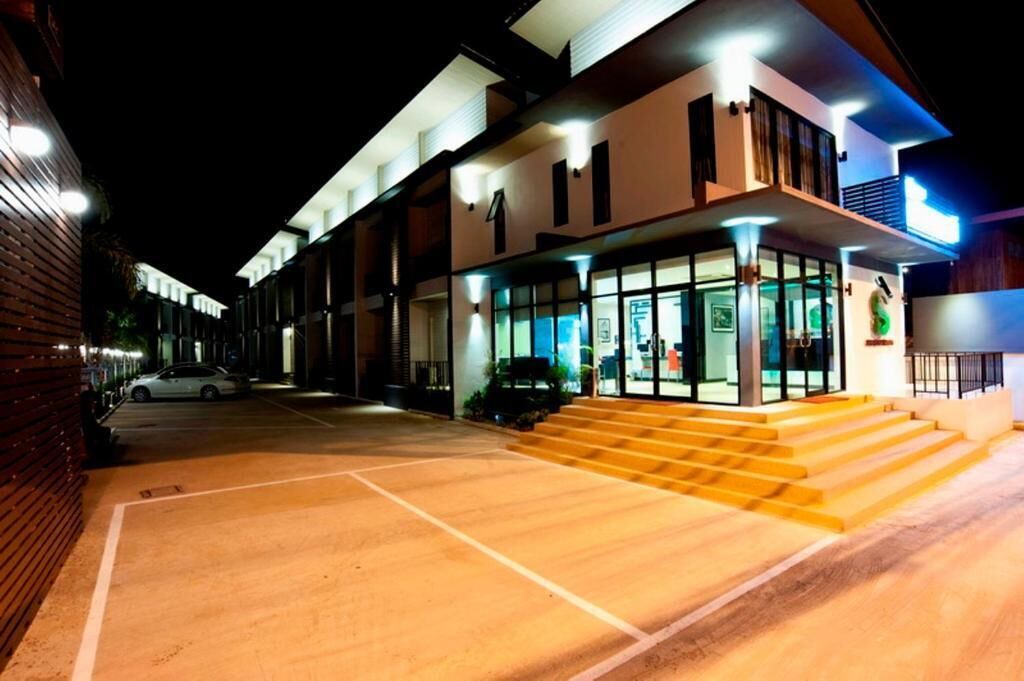 Photo of Buildings in Nakhon Phanom