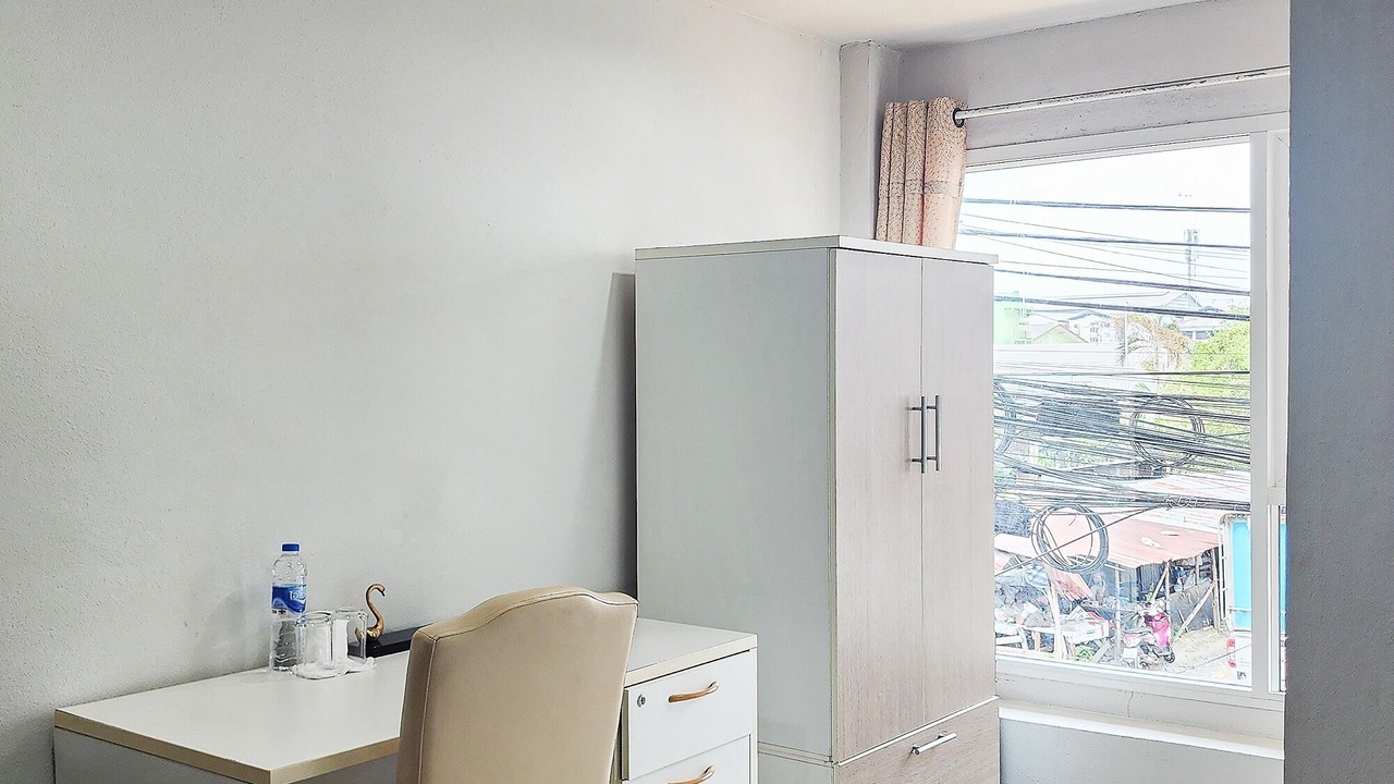 Photo of Bedroom in Bang Chalong