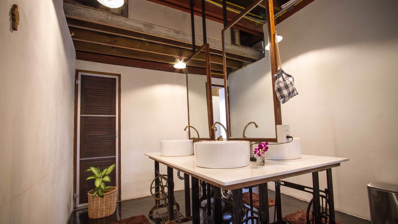 Photo of Bathroom in Khao San